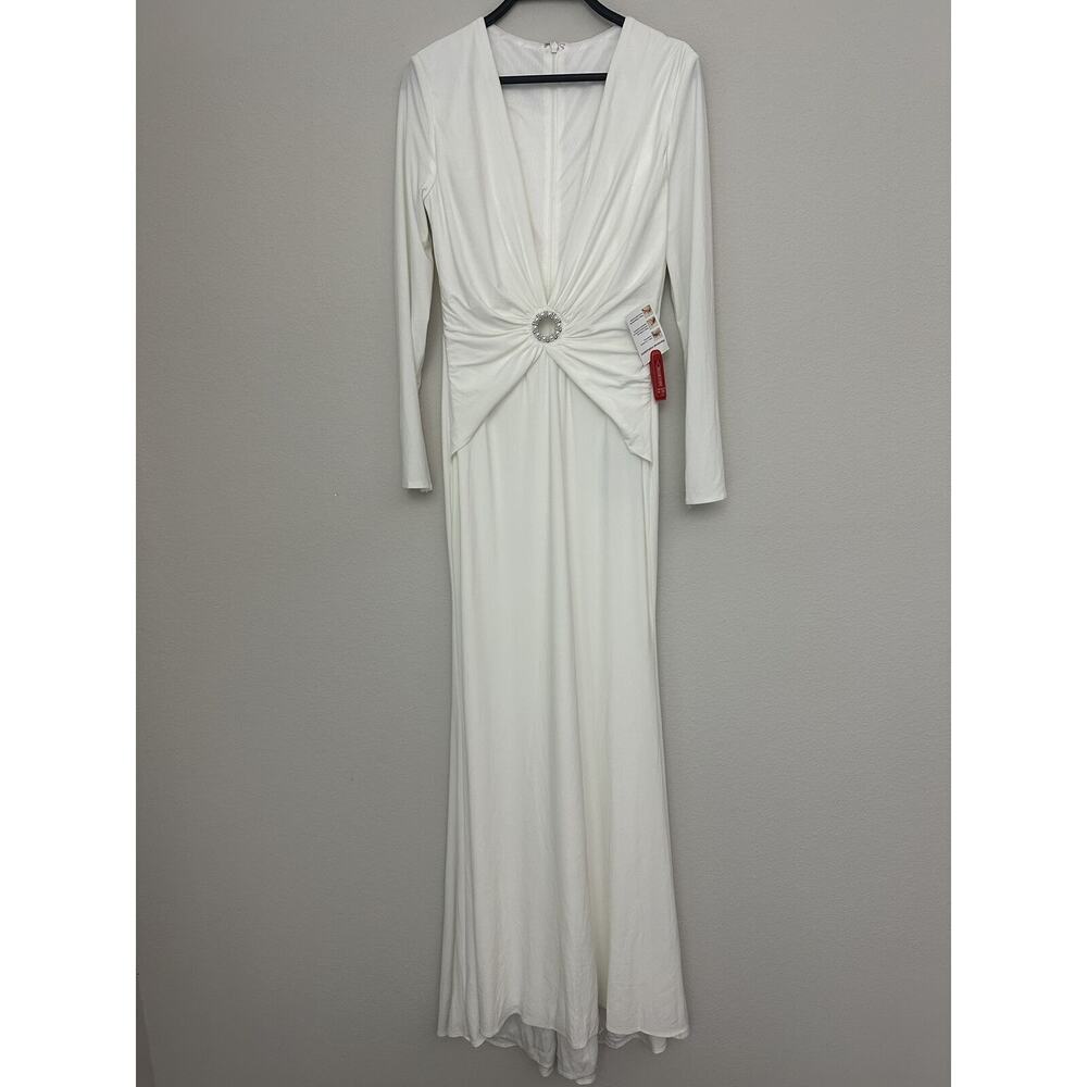 IEENA For Mac Duggal Ecru Long Sleeve V-Neck Embellished Evening Gown Size 4